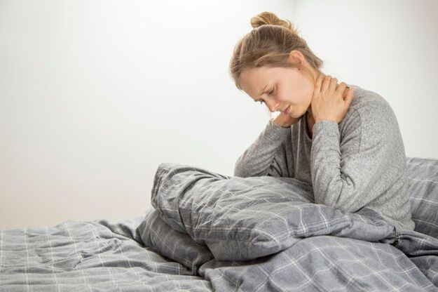 kakla sāpes dzemdes kakla osteohondrozes dēļ